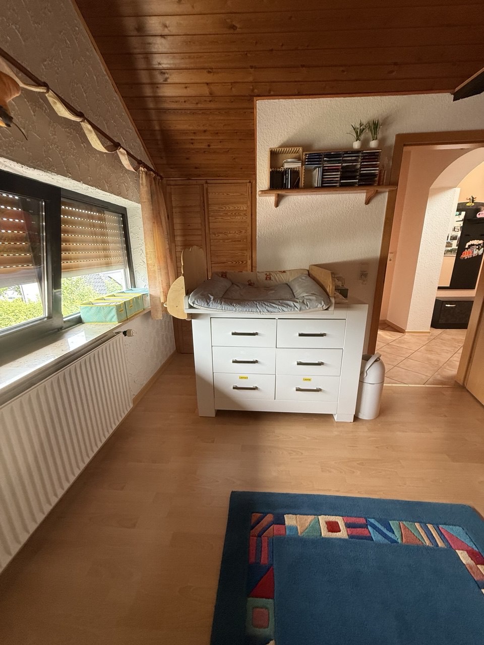 Wickelkommode mit Wickelauflage